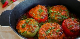 Ardei umpluţi cu vinete