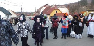 Făşanc – spectacolul măştilor