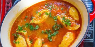 Supă gulaş cu carne de pasăre