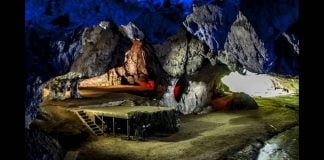 Peștera Bolii, magnet pentru turiști în lunile de vară. Cât de spectaculoasă este după ce a fost amenajată de voluntari FOTO