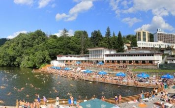 3 boli pe care le poți vindeca cu apa sărată și nămolul locului
