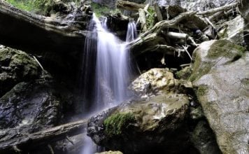 Cascada Tamina, unul dintre cele mai frumoase locuri din România