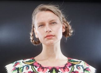 Lana Dumitru, designerul care promovează portul popular în creațiile sale